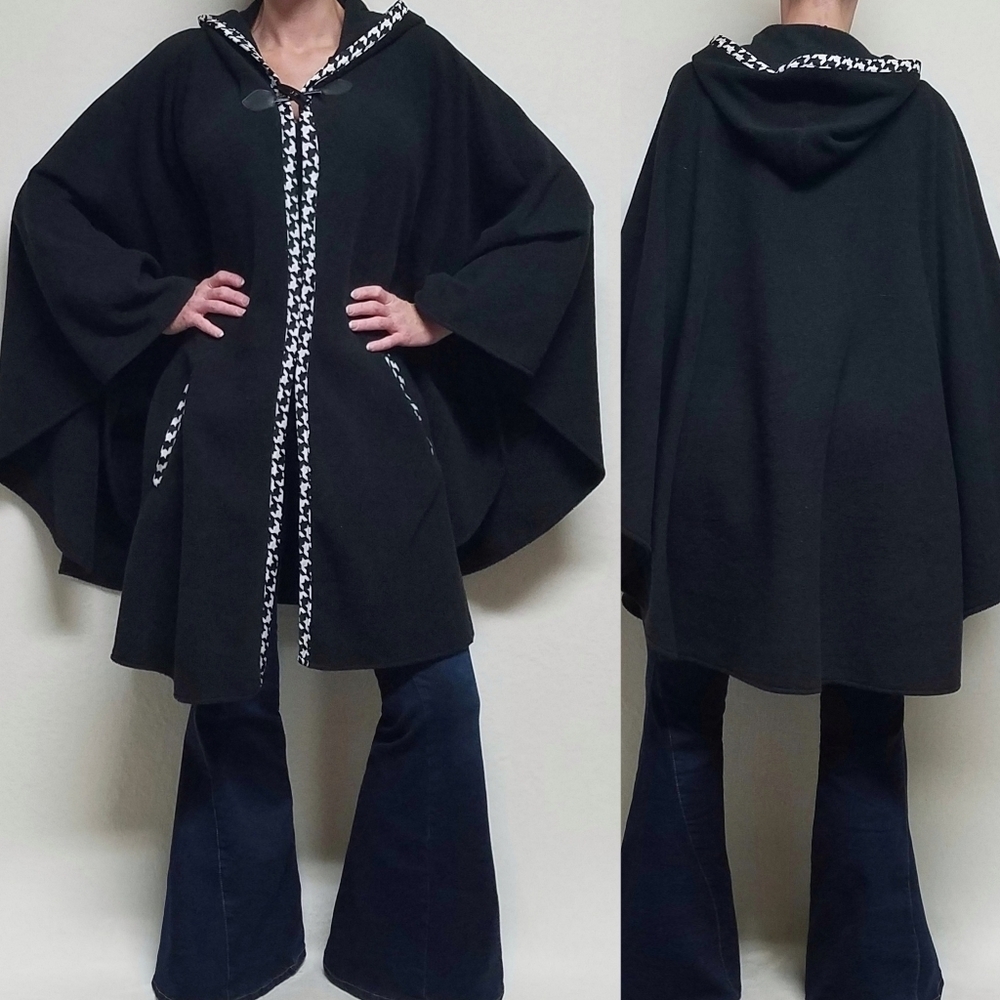 80s Vintage Le Moda Hooded Black Houndstooth Fleece Poncho Cape Jacket OSFA